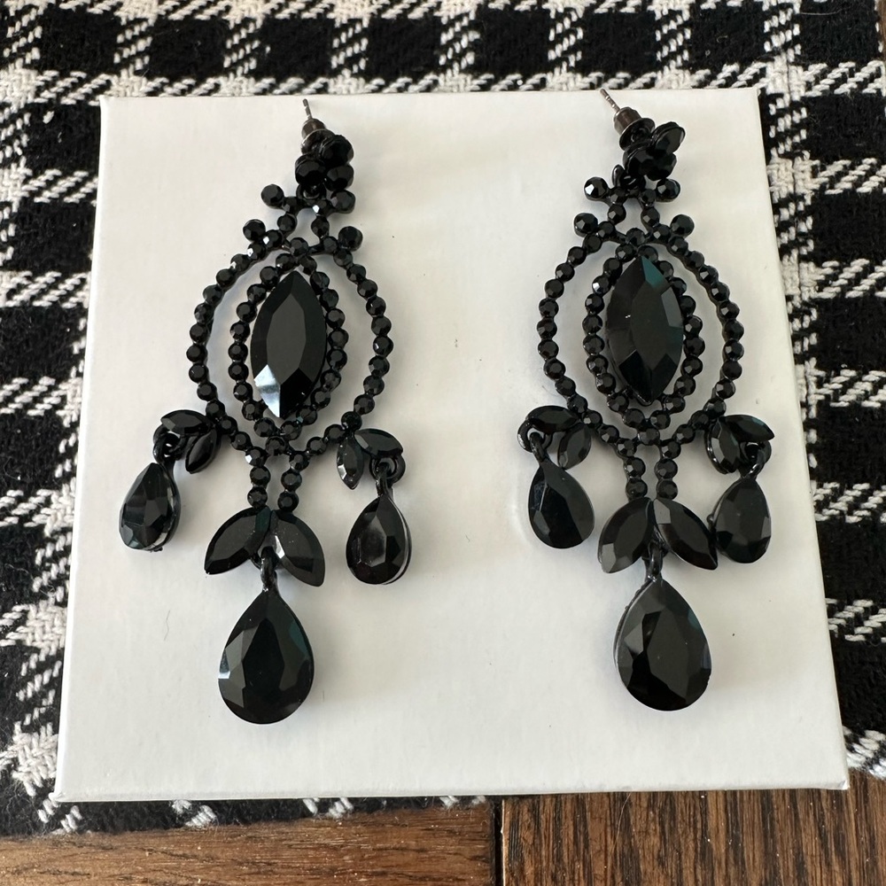 Elegant Black Chandelier Earrings